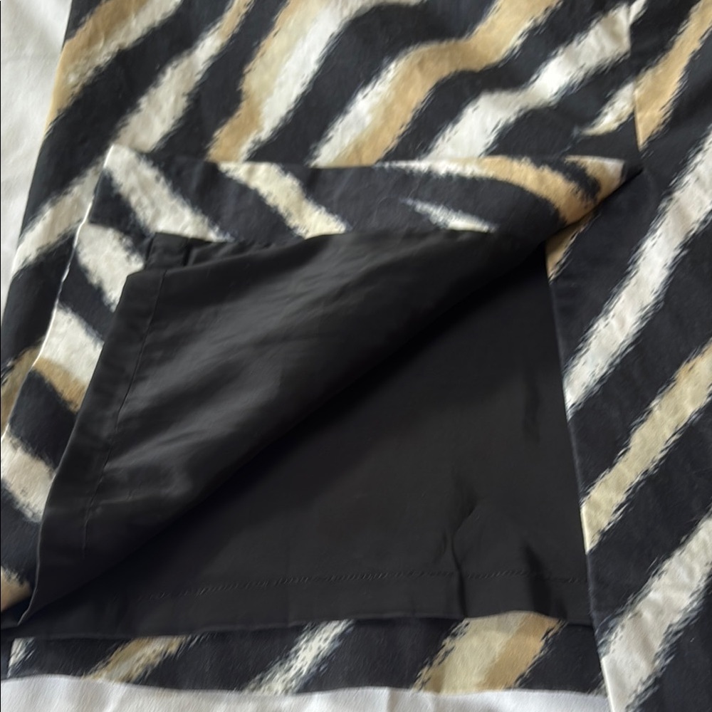 Talbots Black and Tan Midi Pencil Skirt - Picture 4 of 4